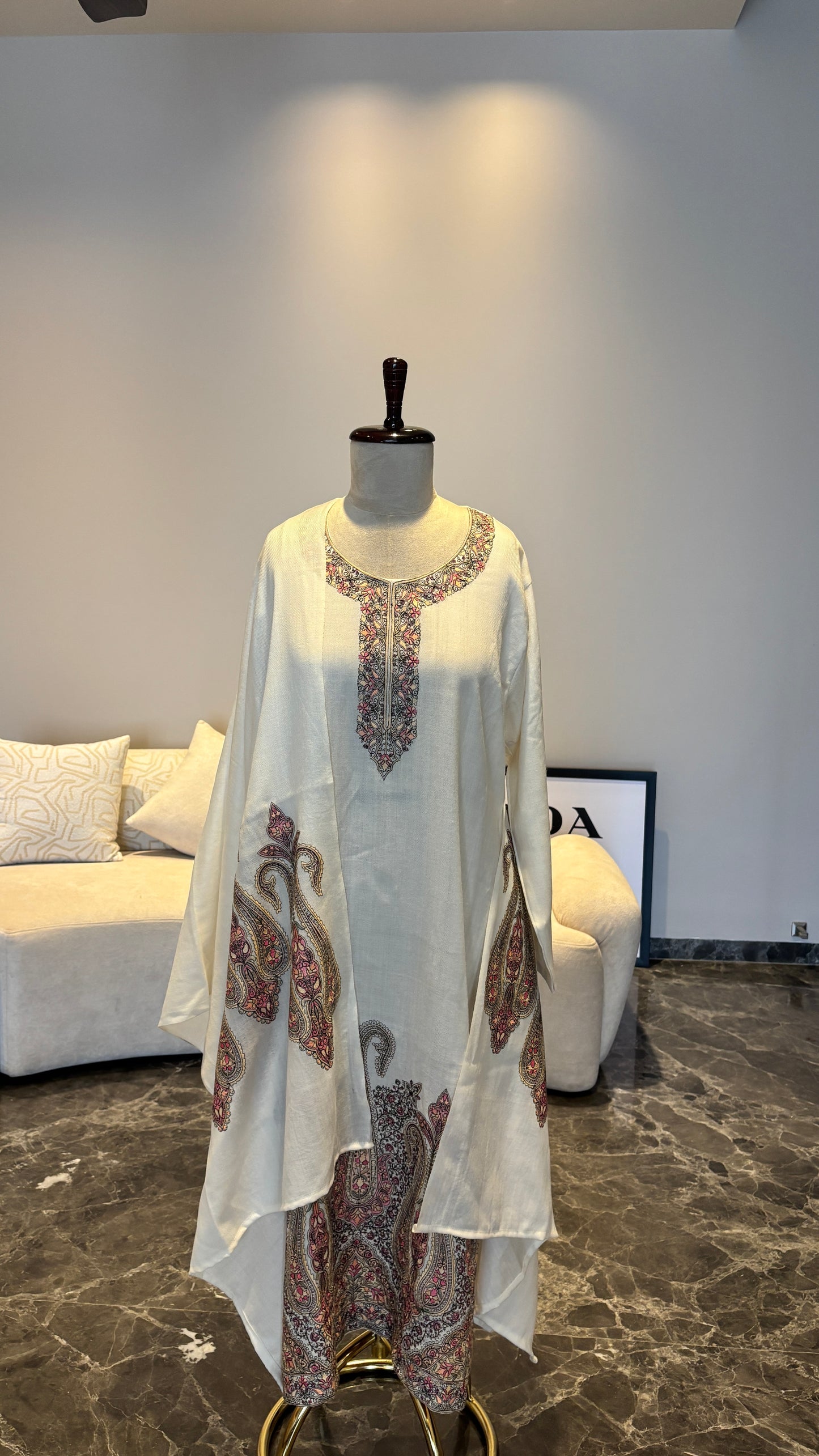 Timeless Kashmiri Wool Kurta With Ornate Tilla Work