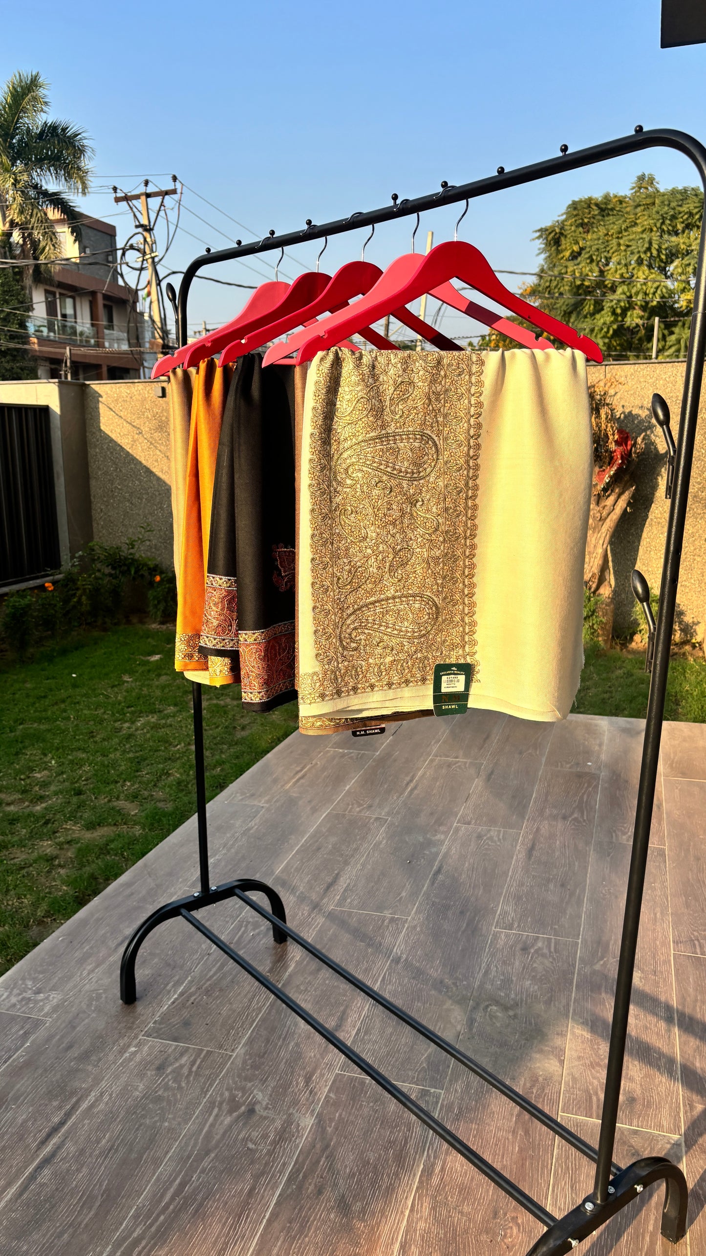 kashmiri Hertiage Border Shawl
