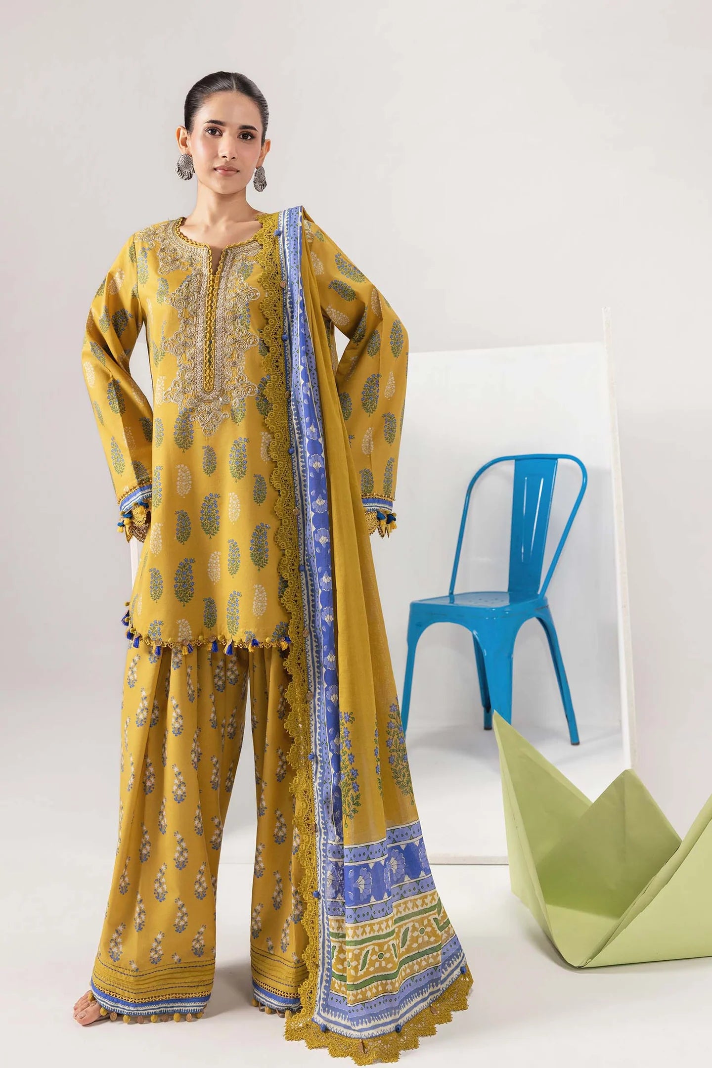 3 Pc Unstitched Embroidered Lawn Suit | m/basics BY MARIA.B