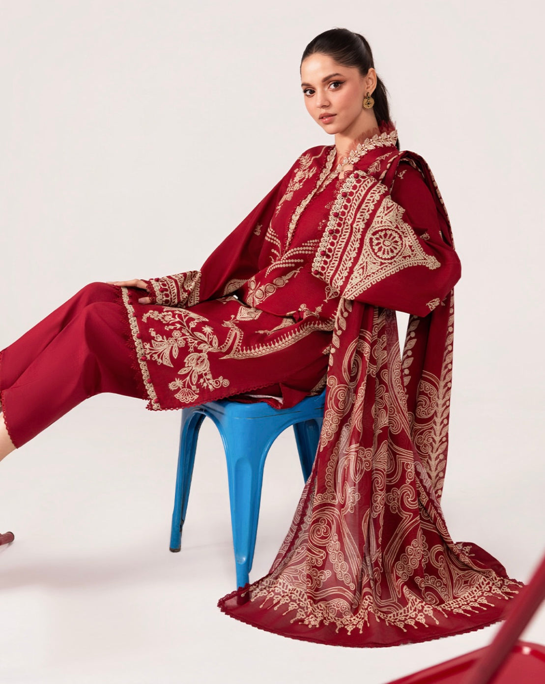 3 Pc Unstitched Embroidered Lawn Suit | m/basics BY MARIA.B